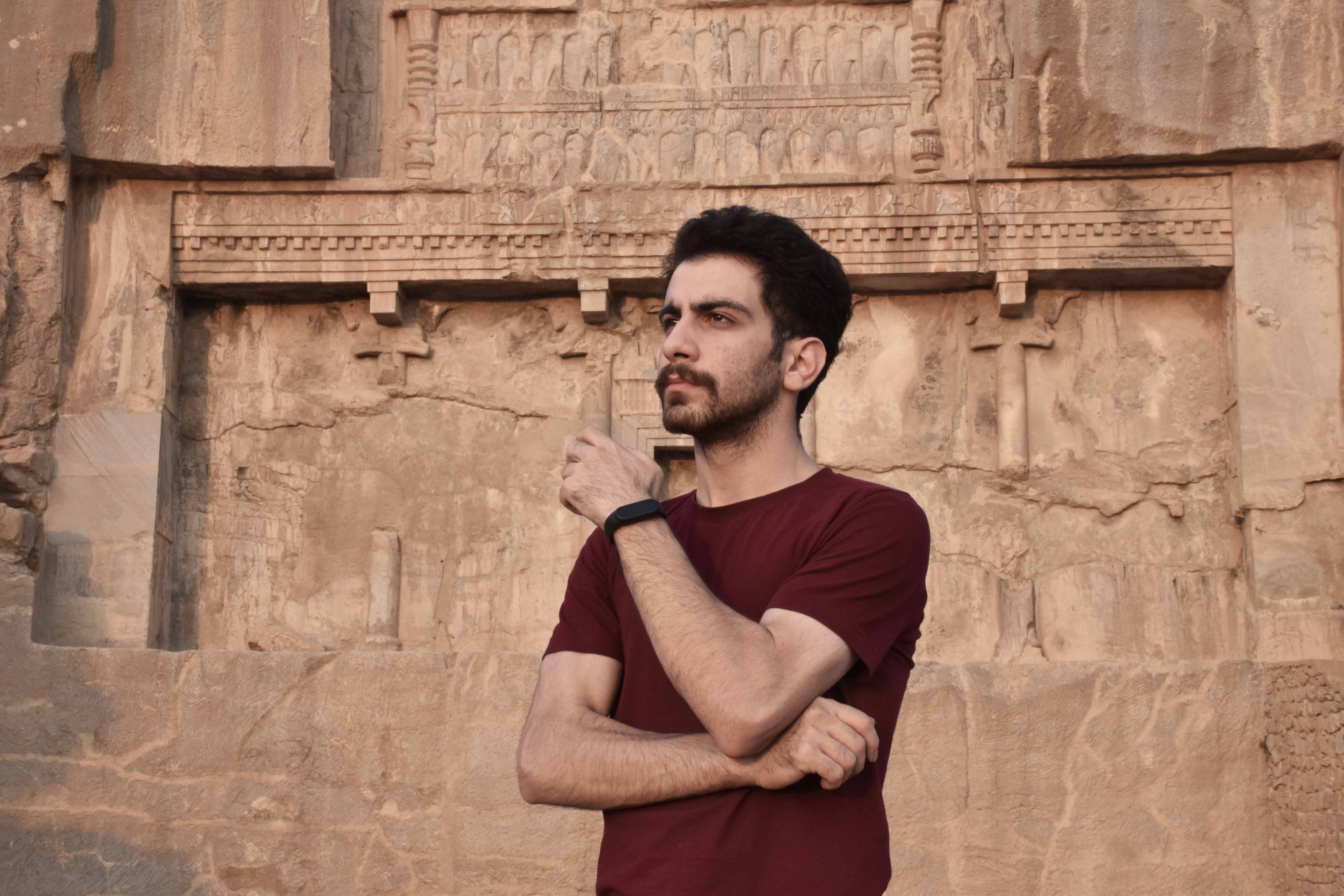 Mostafa Gholami - Network Engineer & System Administrator Background